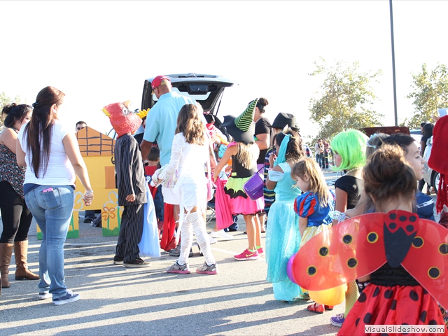 Trunk-or-Treat_010