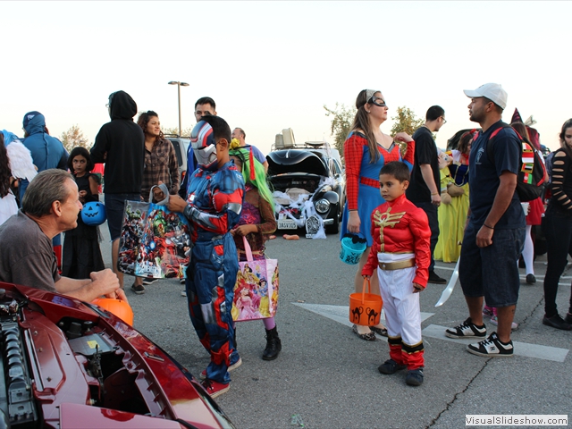 Trunk-or-Treat_090